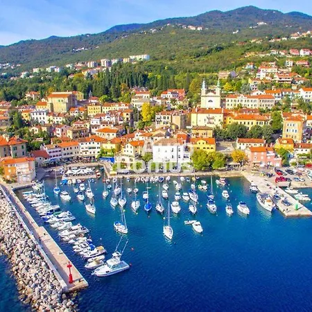 Apartment Suzi, Sea View, Free Private Parking Opatija